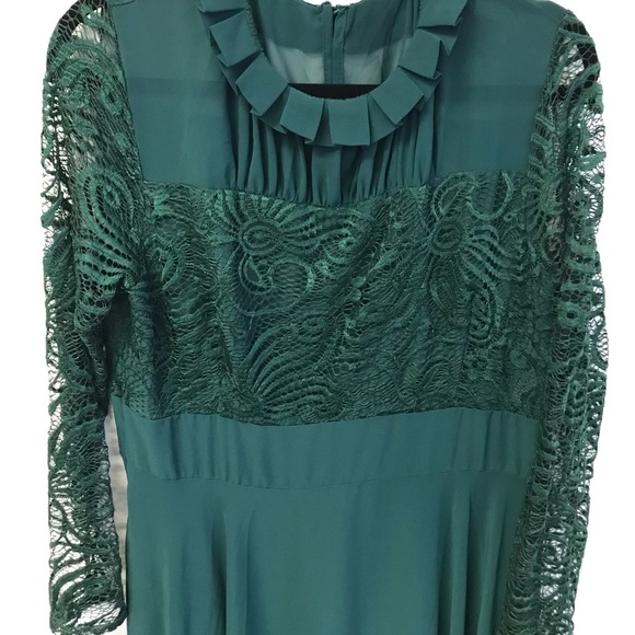 Roiii Long Wedding Cocktail, Prom, Party Dress - Picture 3 of 16